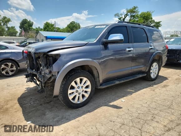 ✅ 2012 Toyota Sequoia Platinum • VIN: 5TDDW5G16CS071698 • Lot: 59729575. Listed on Copart with 215,512 mi. Free auction sales archive from the USA and detailed vehicle history report at DreamBid. Image 1.