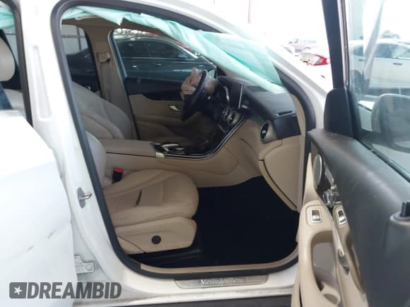 ✅ 2018 Mercedes-Benz GLC 350e • VIN: WDC0G5EB2JF440149 • Лот: 42369668. Опубликован ранее на IAAI с пробегом 197 586 миль. Бесплатный доступ к архиву аукционных продаж из США и подробный отчёт об истории автомобиля на DreamBid. Изображение 5.