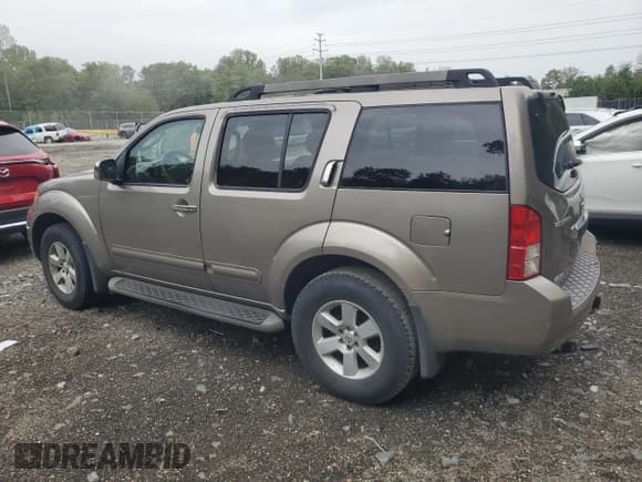 ✅ 2008 Nissan Pathfinder SE • VIN: 5N1AR18B08C631858 • Lot: 82170435. Listed on Copart with 176,962 mi. Free auction sales archive from the USA and detailed vehicle history report at DreamBid. Image 2.