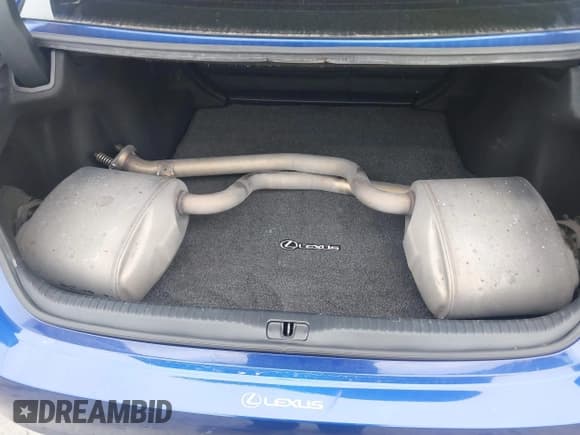 ✅ 2021 Lexus RC 350 F Sport • VIN: JTHGZ5BC8M5023297 • Lot: 41506255. Listed on IAAI with 60,011 mi. Free auction sales archive from the USA and detailed vehicle history report at DreamBid. Image 12.