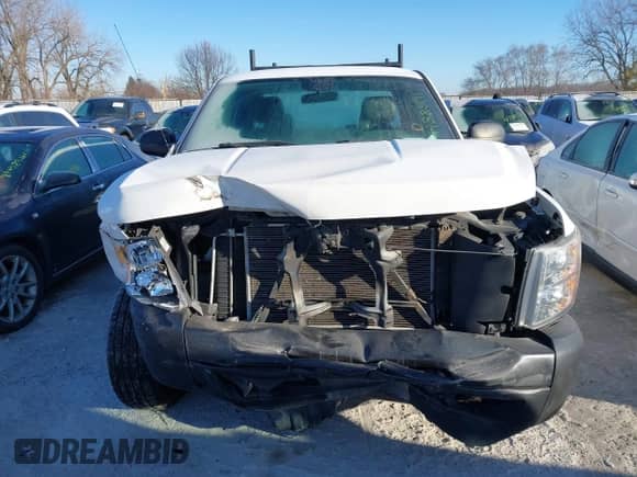 2012 Chevrolet Silverado 1500 Work Truck z VIN 1GCRCPEX8CZ279176, wystawiony jako IAAI lot #41385711 z przebiegiem 108 103 mil mil oraz . Historia ofert i sprzedaży dostępna na DreamBid. Obrazek 12.