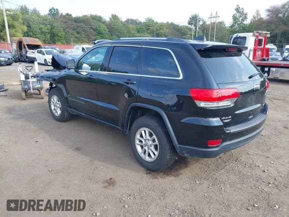 ✅ 2019 Jeep Grand Cherokee Laredo E • VIN: 1C4RJFAG2KC853794 • Lot: 43286547. Wystawiony na IAAI z przebiegiem 86 445 mil. Bezpłatny archiwum sprzedaży aukcyjnych z USA i szczegółowy raport historii pojazdu na DreamBid. Zdjęcie 3.