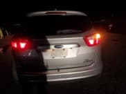 ✅ 2016 Ford C-Max SEL • VIN: 1FADP5BU9GL107430 • Lot: 84292444. Wystawiony na Copart z przebiegiem 225 319 mil. Bezpłatny archiwum sprzedaży aukcyjnych z USA i szczegółowy raport historii pojazdu na DreamBid. Zdjęcie 6.