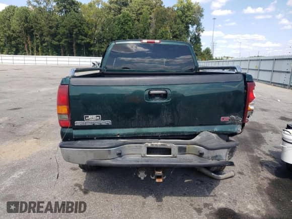 2003 GMC Sierra 1500 SLT с VIN 2GTEK19T231123228, выставлен на аукционе Copart как лот 83878745 с пробегом 258 749 миль миль и Списание • Salvage title. История ставок и продаж доступна на DreamBid. Изображение 6.