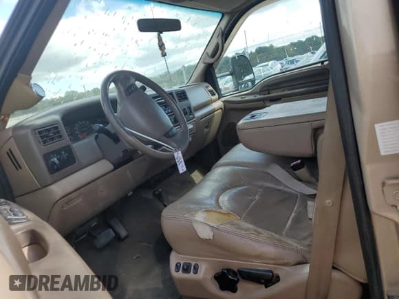 ✅ 1999 Ford F-250 XL • VIN: 1FTNW21F5XEC42878 • Лот: 84468475. Опубликован ранее на Copart с пробегом 153 550 миль. Бесплатный доступ к архиву аукционных продаж из США и подробный отчёт об истории автомобиля на DreamBid. Изображение 7.