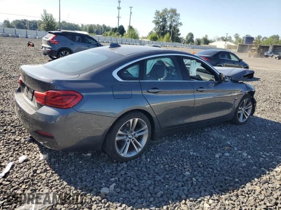 ✅ 2018 BMW 4 Series 430i xDrive • VIN: WBA4J3C57JBG91864 • Lot: 64803925. Listed on Copart with 111,179 mi. Free auction sales archive from the USA and detailed vehicle history report at DreamBid. Image 3.