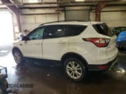 ✅ 2017 Ford Escape SE • VIN: 1FMCU9G91HUB24448 • Лот: 86645655. Опубликован ранее на Copart с пробегом 107 615 миль. Бесплатный доступ к архиву аукционных продаж из США и подробный отчёт об истории автомобиля на DreamBid. Изображение 2.
