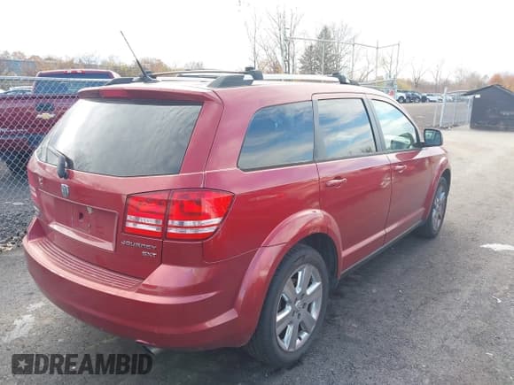 ✅ 2010 Dodge Journey SXT • VIN: 3D4PH5FV2AT283497 • Лот: 43590293. Опубликован ранее на IAAI с пробегом 63 810 миль. Бесплатный доступ к архиву аукционных продаж из США и подробный отчёт об истории автомобиля на DreamBid. Изображение 4.