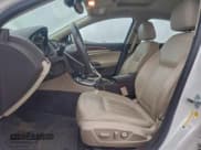 ✅ 2017 Buick Regal Sport Touring • VIN: 2G4GL5EX5H9197365 • Лот: 95897815. Опубликован ранее на Copart с пробегом 129 710 миль. Бесплатный доступ к архиву аукционных продаж из США и подробный отчёт об истории автомобиля на DreamBid. Изображение 7.