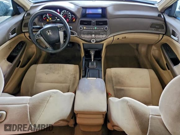 ✅ 2009 Honda Accord LX-P • VIN: JHMCP26489C007352 • Lot: 95679075. Listed on Copart with 430,276 mi. Free auction sales archive from the USA and detailed vehicle history report at DreamBid. Image 8.