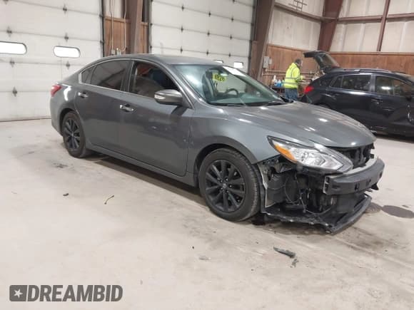 ✅ 2017 Nissan Altima SL • VIN: 1N4AL3AP5HC290695 • Lot: 43768710. Listed on IAAI with 191,012 mi. Free auction sales archive from the USA and detailed vehicle history report at DreamBid. Image 1.