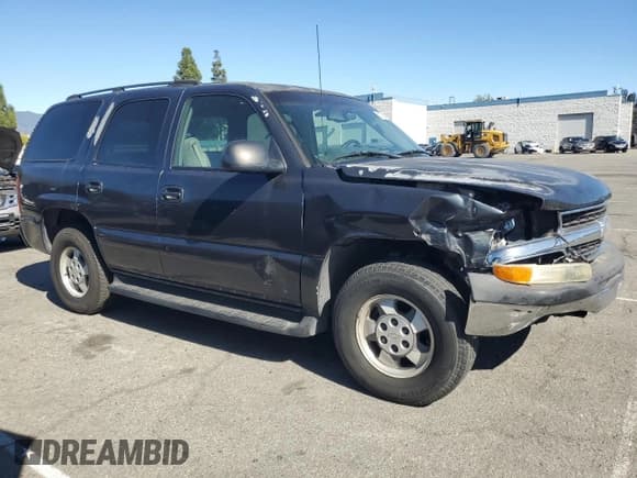 ✅ 2003 Chevrolet Tahoe LS • VIN: 1GNEC13V53R233325 • Lot: 82772675. Listed on Copart with 181,599 mi. Free auction sales archive from the USA and detailed vehicle history report at DreamBid. Image 4.