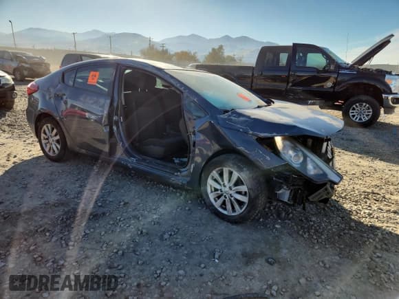 ✅ 2016 Kia Forte LX • VIN: KNAFX4A62G5507203 • Лот: 90130195. Опубликован ранее на Copart с пробегом Не указан. Бесплатный доступ к архиву аукционных продаж из США и подробный отчёт об истории автомобиля на DreamBid. Изображение 4.