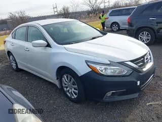 ✅ 2017 Nissan Altima S • VIN: 1N4AL3AP8HC252359 • Lot: 43887265. Listed on IAAI with 76,492 mi. Free auction sales archive from the USA and detailed vehicle history report at DreamBid. Image 1.
