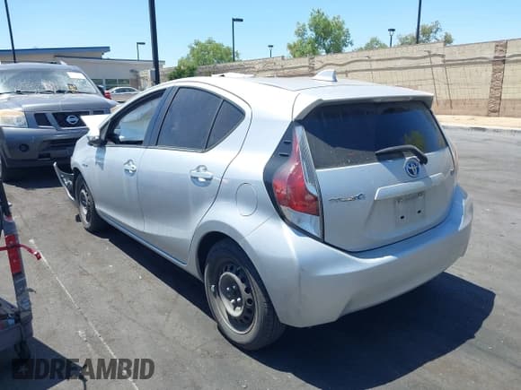 ✅ 2016 Toyota Prius One • VIN: JTDKDTB38G1134958 • Lot: 42396085. Listed on IAAI with 70,280 mi. Free auction sales archive from the USA and detailed vehicle history report at DreamBid. Image 3.