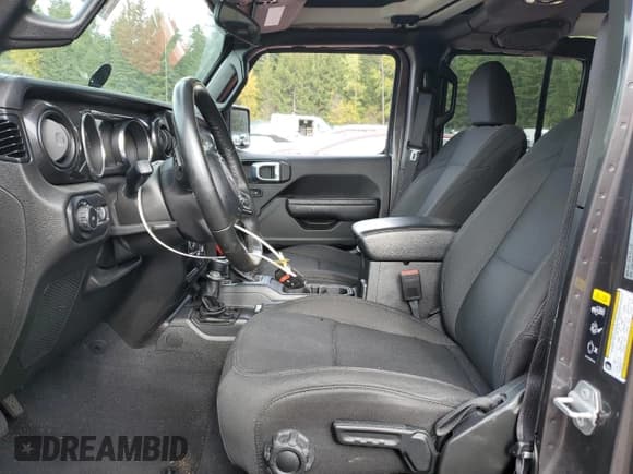 ✅ 2021 Jeep Wrangler Unlimited 80th Anniversary • VIN: 1C4HJXDNXMW779537 • Лот: 74969594. Опубликован ранее на Copart с пробегом 50 816 миль. Бесплатный доступ к архиву аукционных продаж из США и подробный отчёт об истории автомобиля на DreamBid. Изображение 7.