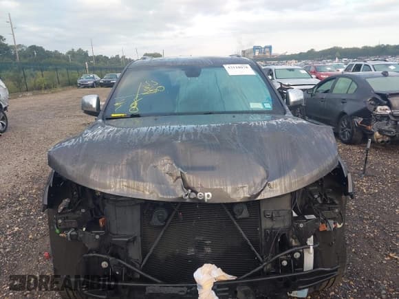 ✅ 2020 Jeep Grand Cherokee Limited • VIN: 1C4RJFBG1LC415297 • Lot: 43118078. Listed on IAAI with 102,291 mi. Free auction sales archive from the USA and detailed vehicle history report at DreamBid. Image 12.