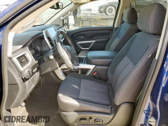 ✅ 2021 Nissan Titan Pro-4X • VIN: 1N6AA1ED4MN523658 • Lot: 92730685. Listed on Copart with 54,611 mi. Free auction sales archive from the USA and detailed vehicle history report at DreamBid. Image 7.