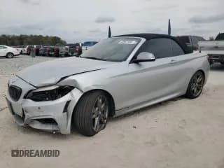 ✅ 2015 BMW 2 Series M235i • VIN: WBA1M1C54FV393824 • Lot: 45957585. Wystawiony na Copart z przebiegiem 55 741 mil. Bezpłatny archiwum sprzedaży aukcyjnych z USA i szczegółowy raport historii pojazdu na DreamBid. Zdjęcie 1.