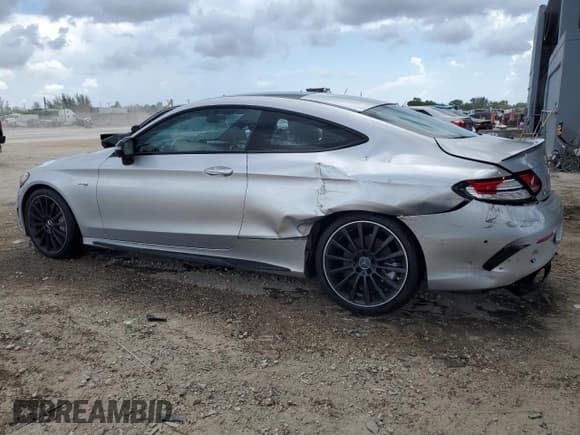 ✅ 2020 Mercedes-Benz C 43 AMG • VIN: W1KWJ6EB0LG027821 • Lot: 60077765. Wystawiony na Copart z przebiegiem 35 016 mil. Bezpłatny archiwum sprzedaży aukcyjnych z USA i szczegółowy raport historii pojazdu na DreamBid. Zdjęcie 2.