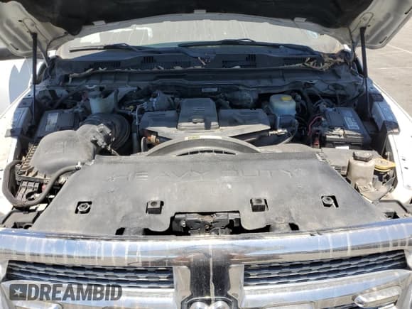 ✅ 2017 Ram 2500 Laramie • VIN: 3C6UR5KL8HG561783 • Lot: 69646415. Listed on Copart with 70,114 mi. Free auction sales archive from the USA and detailed vehicle history report at DreamBid. Image 11.