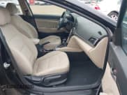 ✅ 2017 Hyundai Elantra Value Edition • VIN: 5NPD84LF1HH138694 • Lot: 43582382. Listed on IAAI with 190,167 mi. Free auction sales archive from the USA and detailed vehicle history report at DreamBid. Image 5.