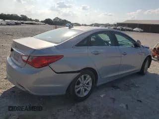 ✅ 2013 Hyundai Sonata GLS • VIN: 5NPEB4ACXDH707308 • Lot: 68061874. Listed on Copart with 102,070 mi. Free auction sales archive from the USA and detailed vehicle history report at DreamBid. Image 3.