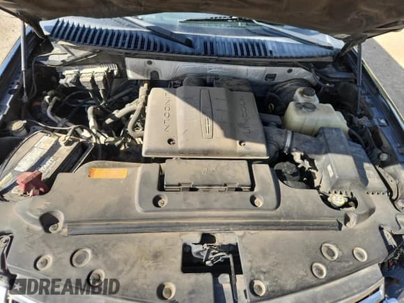 ✅ 2013 Lincoln Navigator • VIN: 5LMJJ2H57DEL04991 • Lot: 89919095. Wystawiony na Copart z przebiegiem 168 954 mil. Bezpłatny archiwum sprzedaży aukcyjnych z USA i szczegółowy raport historii pojazdu na DreamBid. Zdjęcie 12.