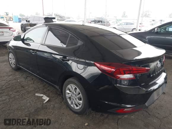 2019 Hyundai Elantra SE z VIN 5NPD74LF2KH487647, wystawiony jako IAAI lot #42182698 z przebiegiem 108 092 mil mil oraz . Historia ofert i sprzedaży dostępna na DreamBid. Obrazek 3.