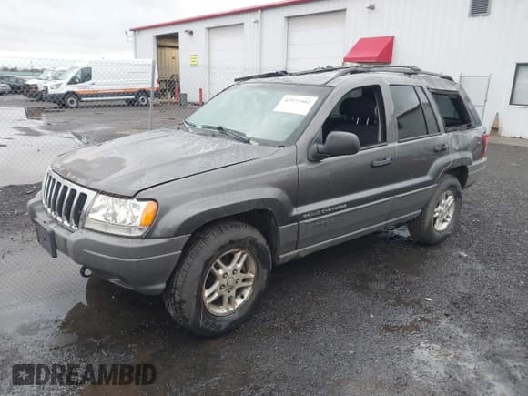 ✅ 2002 Jeep Grand Cherokee Laredo • VIN: 1J4GW48S12C232340 • Lot: 43572402. Listed on IAAI with Not provided. Free auction sales archive from the USA and detailed vehicle history report at DreamBid. Image 2.