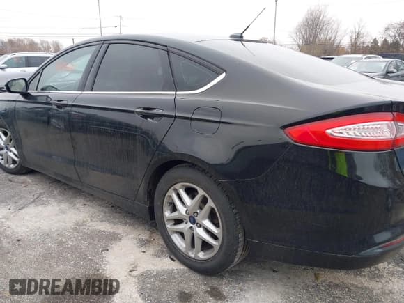 ✅ 2016 Ford Fusion SE • VIN: 3FA6P0H75GR102790 • Lot: 43744147. Wystawiony na IAAI z przebiegiem 173 499 mil. Bezpłatny archiwum sprzedaży aukcyjnych z USA i szczegółowy raport historii pojazdu na DreamBid. Zdjęcie 14.