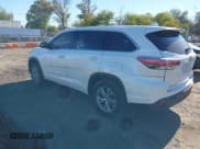 ✅ 2014 Toyota Highlander LE Plus • VIN: 5TDBKRFH9ES005206 • Lot: 43465016. Wystawiony na IAAI z przebiegiem 149 901 mil. Bezpłatny archiwum sprzedaży aukcyjnych z USA i szczegółowy raport historii pojazdu na DreamBid. Zdjęcie 3.