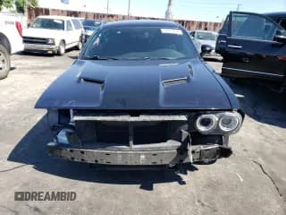 ✅ 2018 Dodge Challenger SXT Plus • VIN: 2C3CDZAG0JH302908 • Lot: 65071233. Wystawiony na Copart z przebiegiem 62 101 mil. Bezpłatny archiwum sprzedaży aukcyjnych z USA i szczegółowy raport historii pojazdu na DreamBid. Zdjęcie 5.