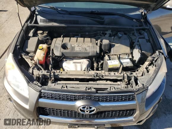 ✅ 2011 Toyota RAV4 Limited • VIN: 2T3DF4DV7BW094261 • Лот: 87008195. Опубликован ранее на Copart с пробегом 151 945 миль. Бесплатный доступ к архиву аукционных продаж из США и подробный отчёт об истории автомобиля на DreamBid. Изображение 12.