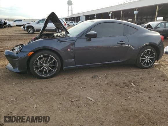 ✅ 2017 Toyota 86 • VIN: JF1ZNAA15H9702222 • Lot: 72799362. Listed on Copart with 60,138 mi. Free auction sales archive from the USA and detailed vehicle history report at DreamBid. Image 1.