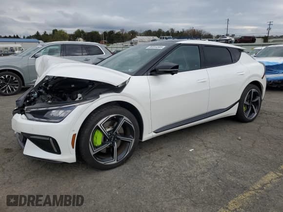 ✅ 2023 Kia EV6 GT • VIN: KNDC5DLE1P5132243 • Lot: 86844585. Wystawiony na Copart z przebiegiem 12 123 mil. Bezpłatny archiwum sprzedaży aukcyjnych z USA i szczegółowy raport historii pojazdu na DreamBid. Zdjęcie 1.