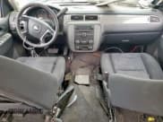 ✅ 2013 Chevrolet Tahoe Commercial • VIN: 1GNLC2E09DR267364 • Lot: 93137845. Wystawiony na Copart z przebiegiem 61 304 mil. Bezpłatny archiwum sprzedaży aukcyjnych z USA i szczegółowy raport historii pojazdu na DreamBid. Zdjęcie 8.