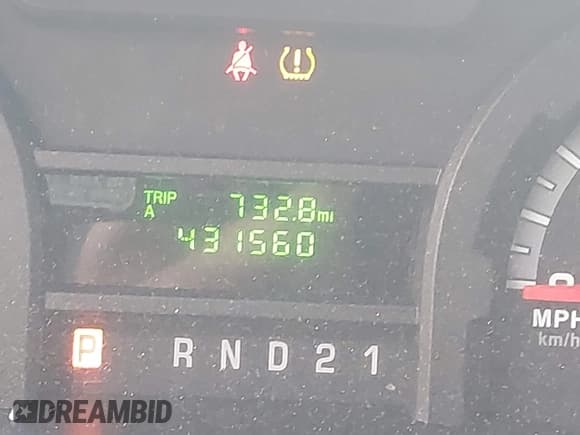 ✅ 2011 Ford Econoline Cargo Commercial • VIN: 1FTNE2EW3BDA58616 • Lot: 43281723. Listed on IAAI with 431,560 mi. Free auction sales archive from the USA and detailed vehicle history report at DreamBid. Image 12.