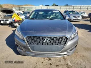 ✅ 2017 Hyundai Sonata SE • VIN: KMHE24L32HA071067 • Лот: 87176445. Опубликован ранее на Copart с пробегом 105 257 миль. Бесплатный доступ к архиву аукционных продаж из США и подробный отчёт об истории автомобиля на DreamBid. Изображение 5.