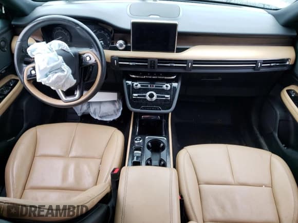 ✅ 2020 Lincoln Corsair Reserve • VIN: 5LMCJ2D90LUL24070 • Lot: 41604653. Wystawiony na Copart z przebiegiem 22 292 mil. Bezpłatny archiwum sprzedaży aukcyjnych z USA i szczegółowy raport historii pojazdu na DreamBid. Zdjęcie 8.