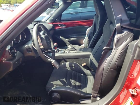 ✅ 2023 Mazda MX-5 Miata Club • VIN: JM1NDAL79P0562028 • Лот: 61848694. Опубликован ранее на Copart с пробегом 4 014 миль. Бесплатный доступ к архиву аукционных продаж из США и подробный отчёт об истории автомобиля на DreamBid. Изображение 7.