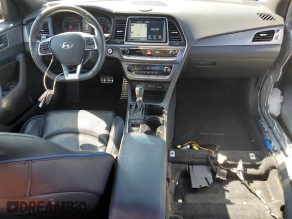 2018 Hyundai Sonata Limited with VIN 5NPE34AB8JH625674, listed as a Copart auction lot 81218415 with 88,094 mi miles and Salvage title. Bid and sale history available at DreamBid. Image 8.