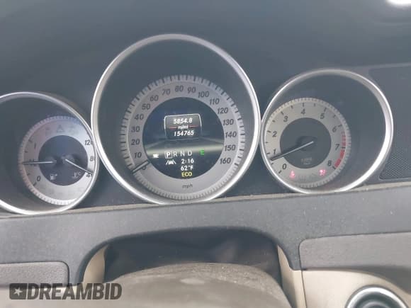 ✅ 2013 Mercedes-Benz C 300 Sport • VIN: WDDGF8AB4DG113013 • Lot: 43466227. Listed on IAAI with 154,765 mi. Free auction sales archive from the USA and detailed vehicle history report at DreamBid. Image 7.