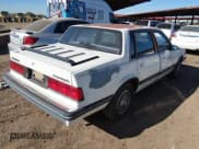 ✅ 1989 Chevrolet Celebrity • VIN: 1G1AW51WXK6127771 • Лот: 43844898. Опубликован ранее на IAAI с пробегом 87 274 миль. Бесплатный доступ к архиву аукционных продаж из США и подробный отчёт об истории автомобиля на DreamBid. Изображение 4.