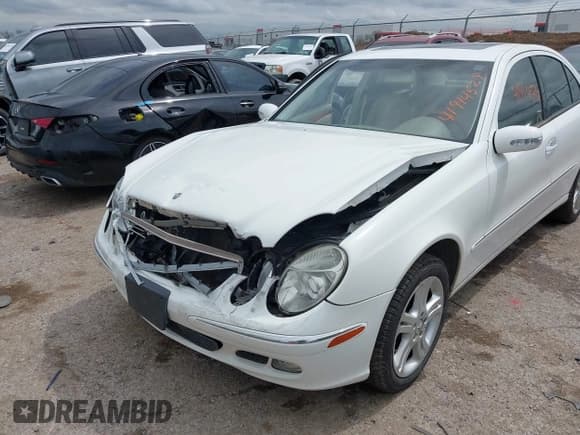 ✅ 2005 Mercedes-Benz E 500 • VIN: WDBUF70J55A686912 • Лот: 41914529. Опубликован ранее на IAAI с пробегом 93 853 миль. Бесплатный доступ к архиву аукционных продаж из США и подробный отчёт об истории автомобиля на DreamBid. Изображение 6.