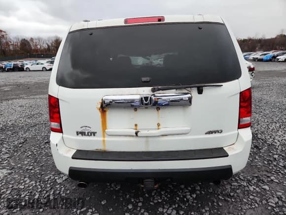 ✅ 2011 Honda Pilot EX-L • VIN: 5FNYF4H53BB049836 • Lot: 91050105. Listed on Copart with 137,401 mi. Free auction sales archive from the USA and detailed vehicle history report at DreamBid. Image 6.