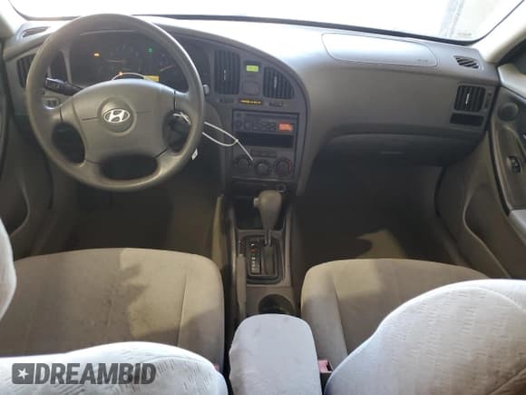 ✅ 2005 Hyundai Elantra GLS • VIN: KMHDN46D65U171772 • Lot: 42326485. Wystawiony na Copart z przebiegiem 172 895 mil. Bezpłatny archiwum sprzedaży aukcyjnych z USA i szczegółowy raport historii pojazdu na DreamBid. Zdjęcie 8.