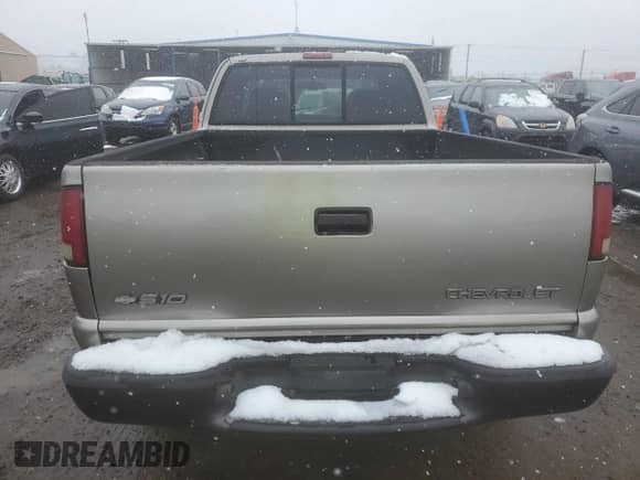 2001 Chevrolet S-10 LS ZR2 с VIN 1GCCT19WX18110719, выставлен на аукционе Copart как лот 53846725 с пробегом 288 520 миль миль и Списание • Salvage title. История ставок и продаж доступна на DreamBid. Изображение 6.