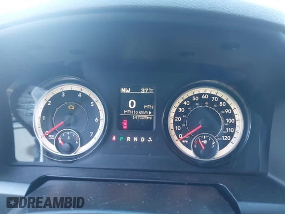 ✅ 2017 Ram 1500 SLT • VIN: 1C6RR7GG4HS704587 • Lot: 43762755. Listed on IAAI with 147,029 mi. Free auction sales archive from the USA and detailed vehicle history report at DreamBid. Image 7.