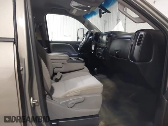 ✅ 2017 Chevrolet Silverado 2500HD Work Truck • VIN: 1GC1KUEG0HF128856 • Lot: 42046701. Listed on IAAI with 200,705 mi. Free auction sales archive from the USA and detailed vehicle history report at DreamBid. Image 5.